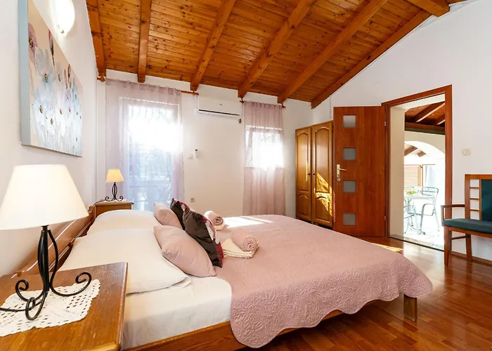 Apartment Adriana Starigrad Paklenica