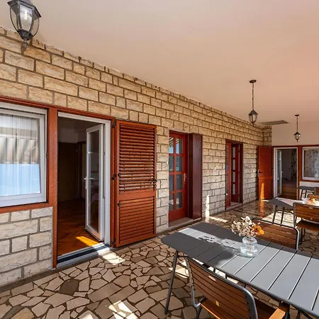 Adriana Apartament Starigrad Paklenica
