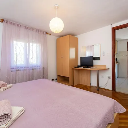 Adriana * Starigrad Paklenica
