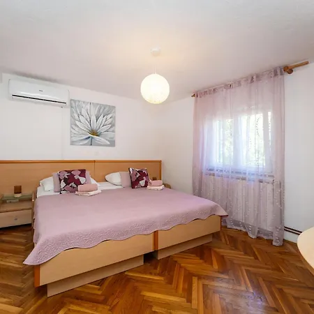 Adriana Apartment