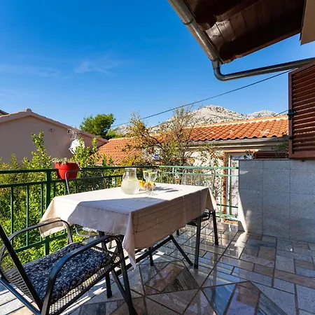 Adriana Apartament *