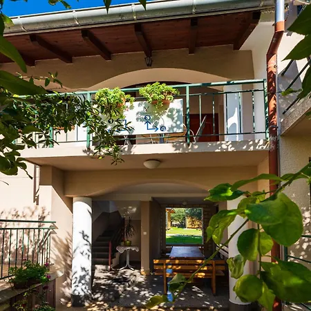 Adriana Apartman Starigrad Paklenica