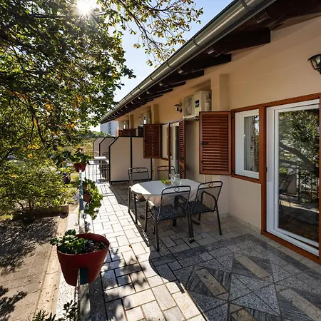 Adriana Apartman Starigrad Paklenica